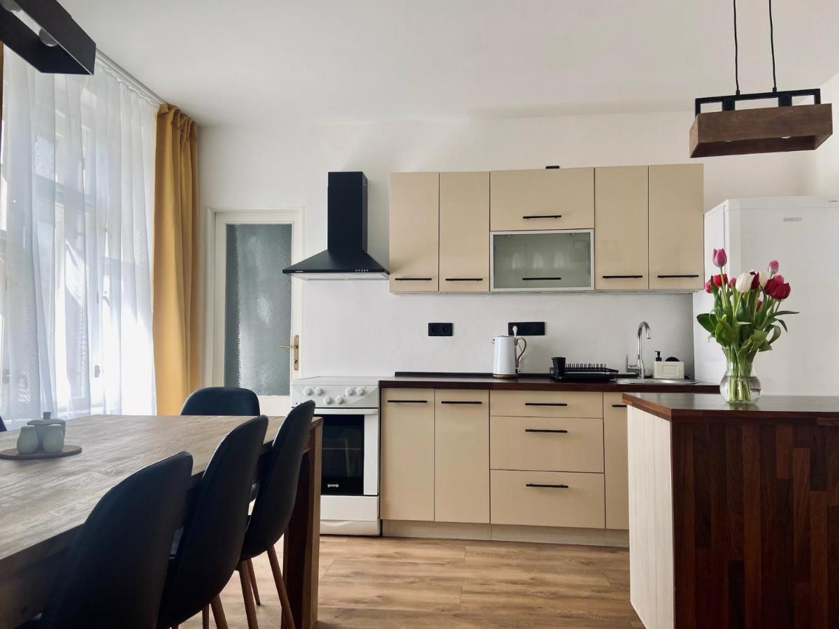Apartman Теплице-над-Метуи Экстерьер фото